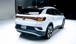 How the VW e-Golf compares to other electric vehicles in 2025